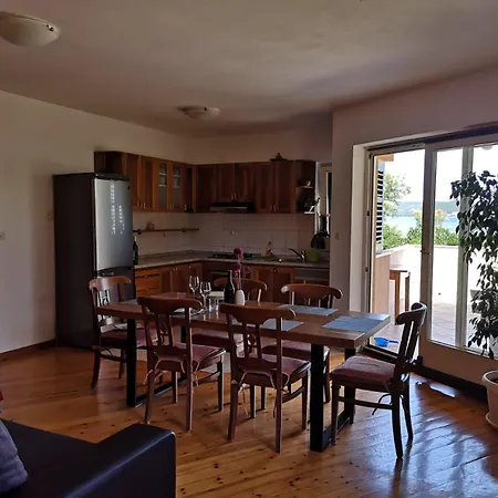 La Appartamento Neviđane