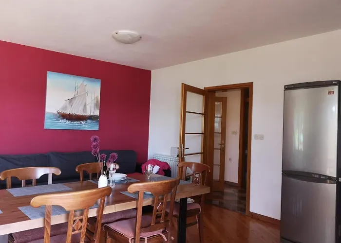 La Apartman Nevidane